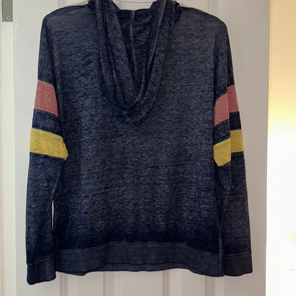 Pink Rose Light Hoodie - Picture 3 of 5